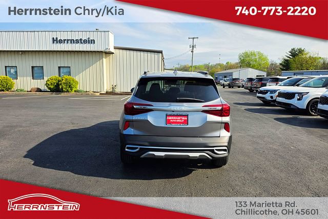 Used 2023 Kia Seltos S AWD/4WD image 29