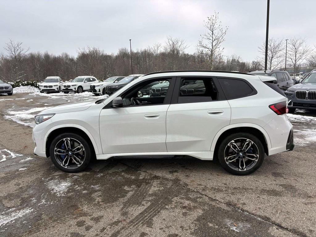 Certified 2025 BMW X1 M35i image 4