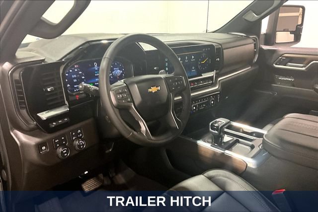 Used 2024 Chevrolet Silverado 1500 High Country w/ High Country Premium Package AWD/4WD image 24