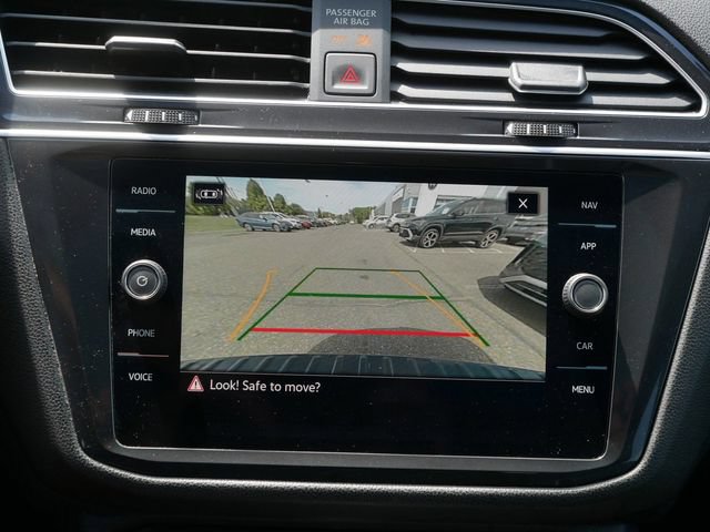 Certified 2023 Volkswagen Tiguan SEL R-Line AWD/4WD image 29