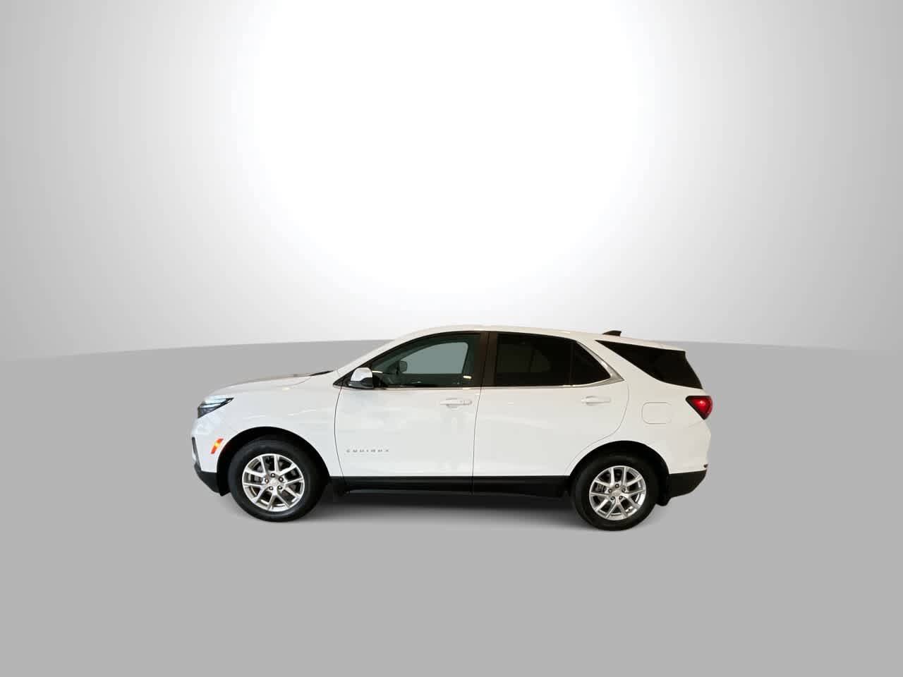 Used 2023 Chevrolet Equinox LT w/ LPO, Floor Liner Package AWD/4WD image 5