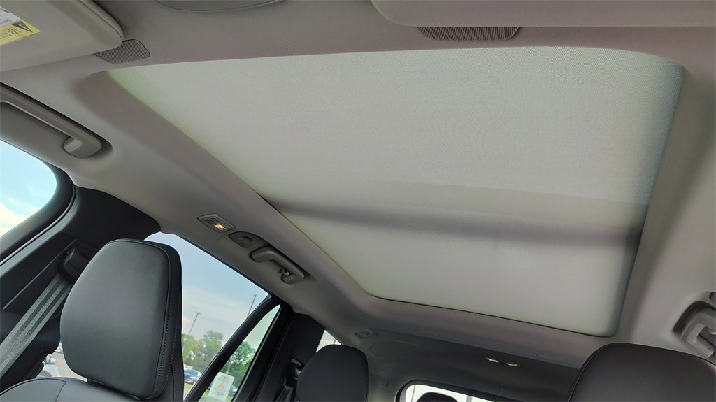 New 2026 Volvo XC90 B6 Plus w/ Protection Package Premier image 26