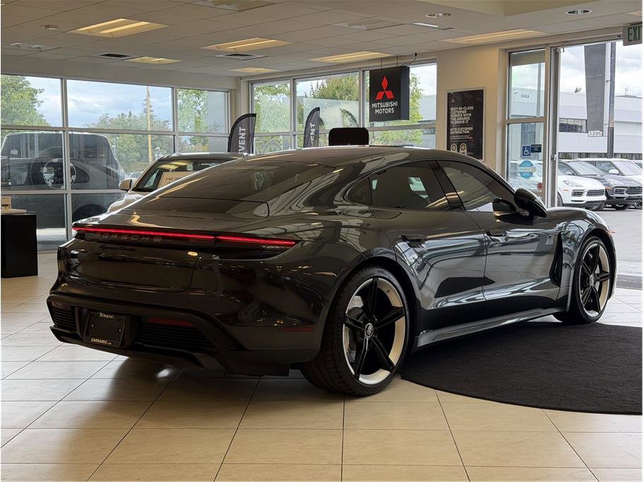 Used 2020 Porsche Taycan AWD/4WD image 5