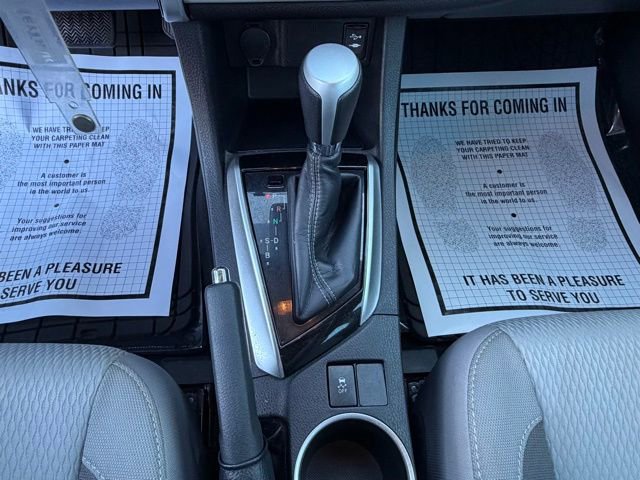 Used 2017 Toyota Corolla LE w/ Carpet Mat Package (TMS) image 27