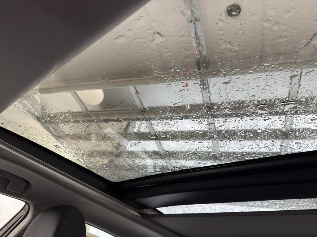 Used 2023 Toyota Camry XLE image 17