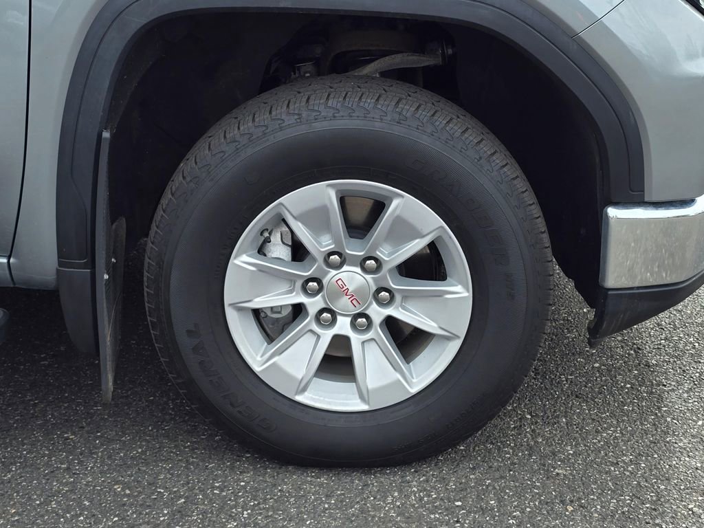 Used 2025 GMC Sierra 1500 SLE AWD/4WD image 9