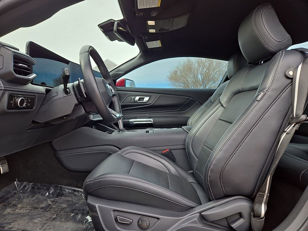 Used 2024 Ford Mustang GT Premium image 16