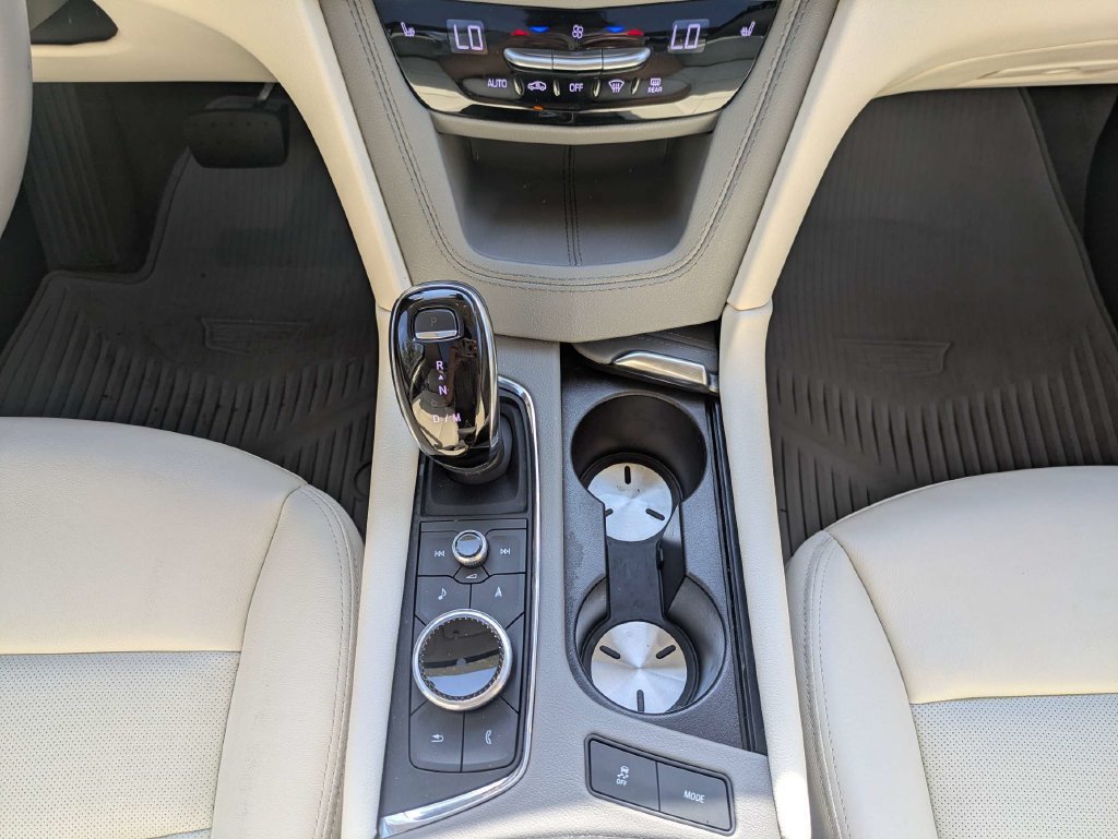 Certified 2024 Cadillac XT5 Premium Luxury AWD/4WD image 22
