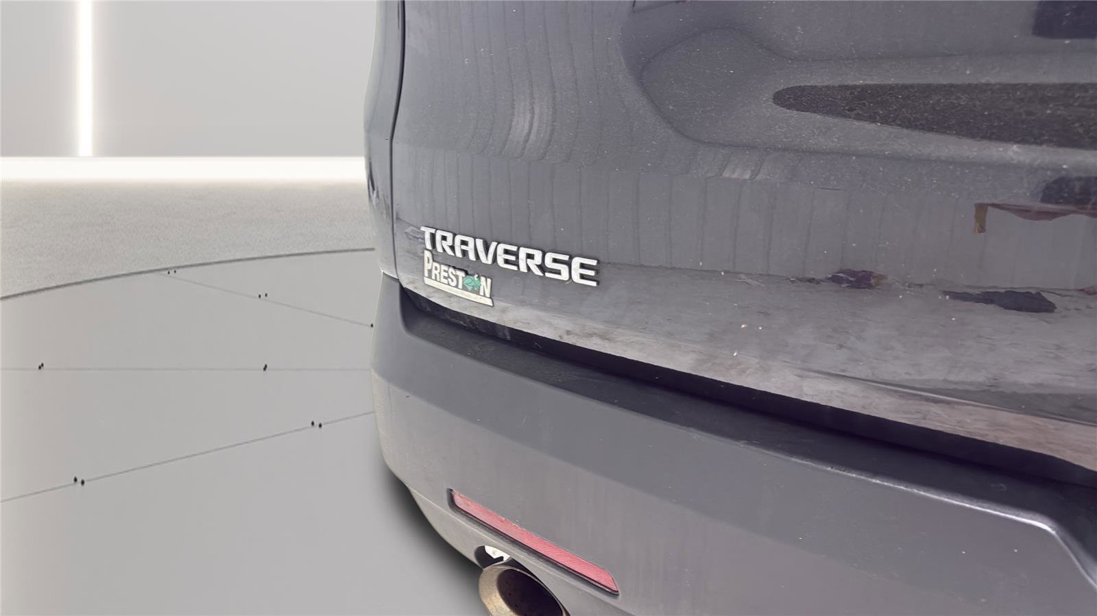 Used 2021 Chevrolet Traverse LS image 29