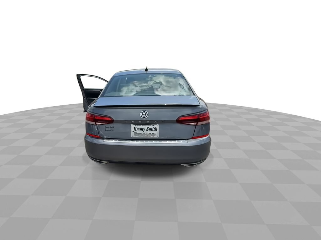 Used 2020 Volkswagen Passat 2.0T R-Line FWD image 7
