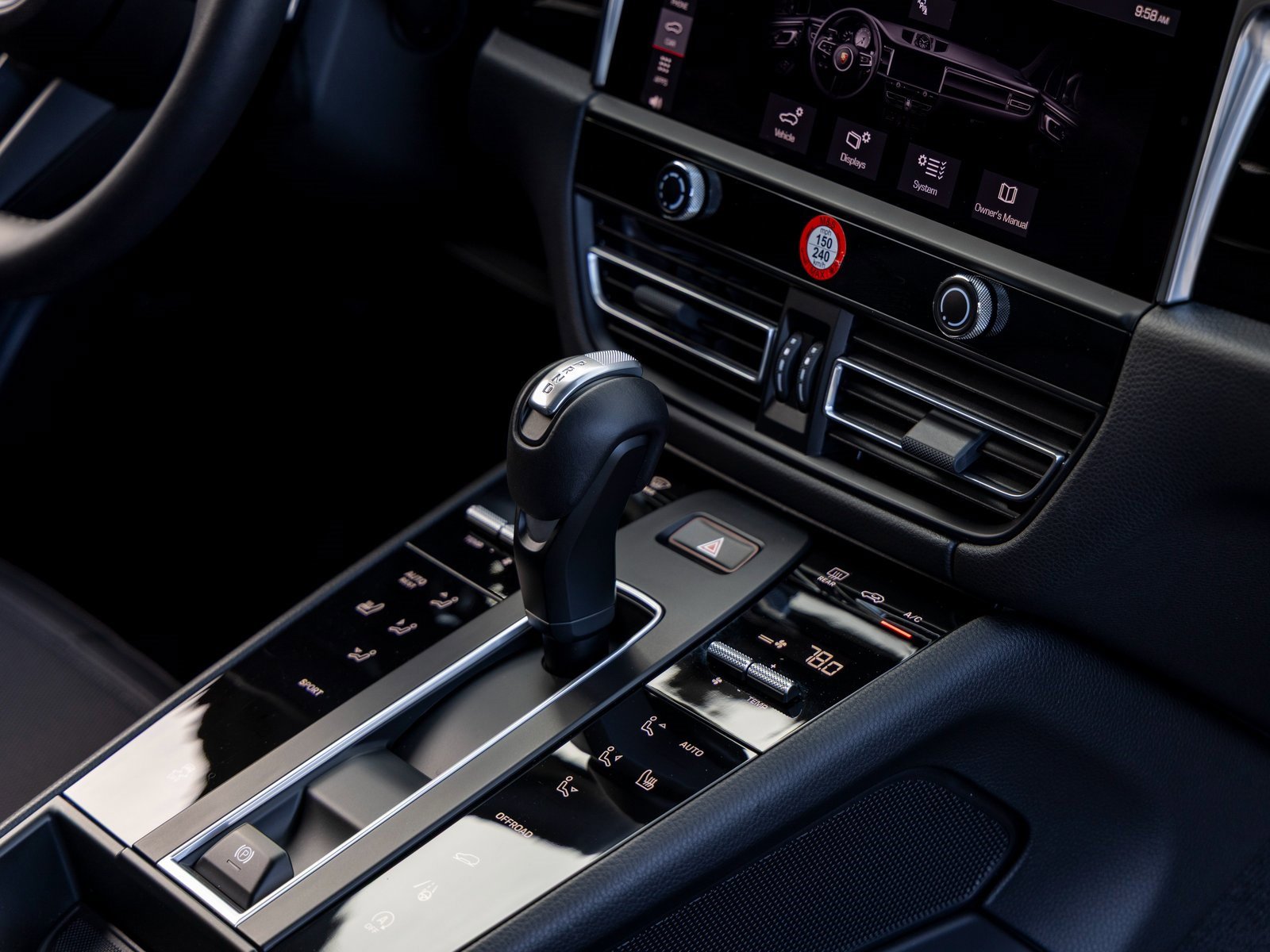 Certified 2025 Porsche Macan image 49