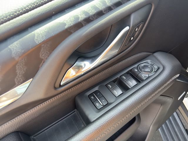 Used 2021 GMC Yukon Denali AWD/4WD image 12