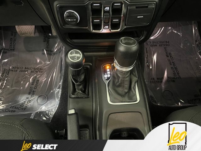 Used 2022 Jeep Wrangler Unlimited Sport AWD/4WD image 20