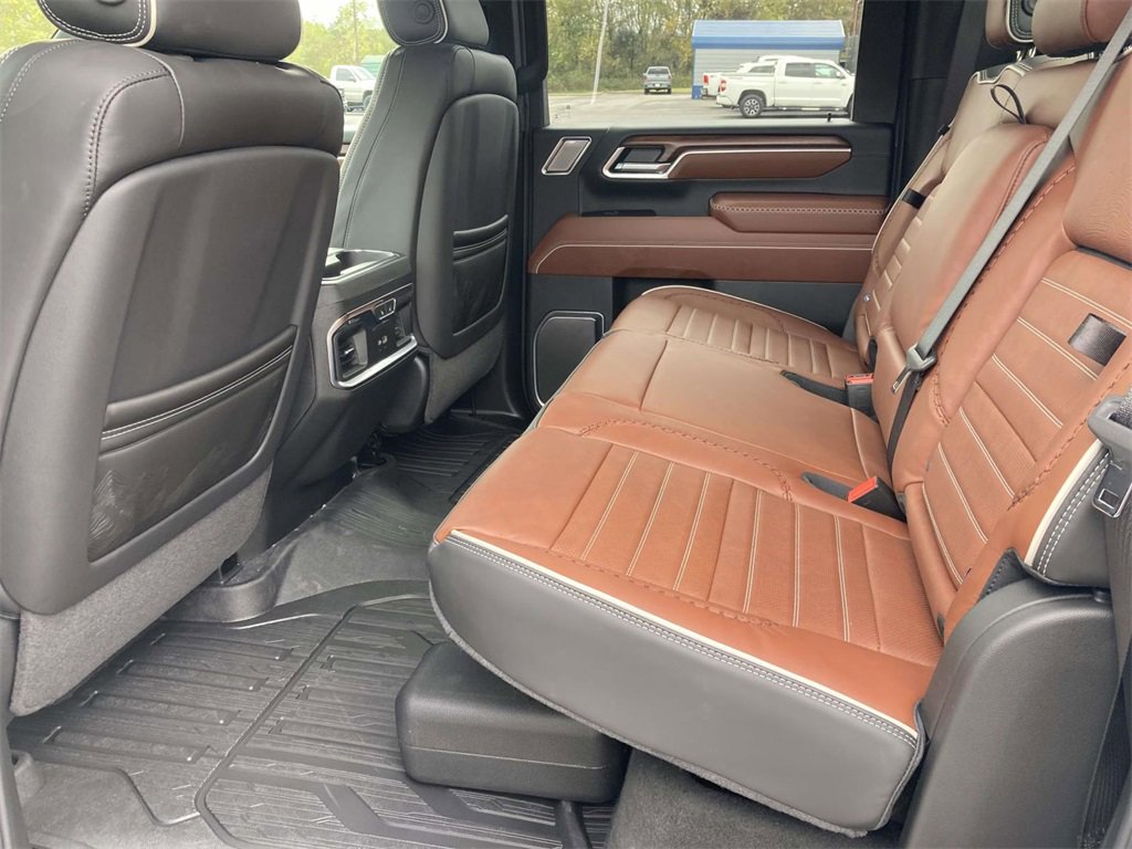 New 2026 GMC Sierra 3500 Denali Ultimate image 12