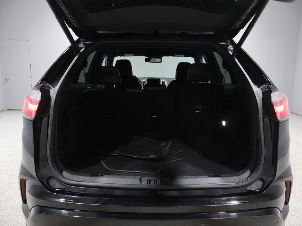 Used 2024 Ford Edge ST-Line AWD/4WD image 4