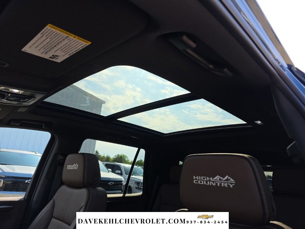 Used 2026 Chevrolet Tahoe High Country w/ Sun And Tow Package AWD/4WD image 25