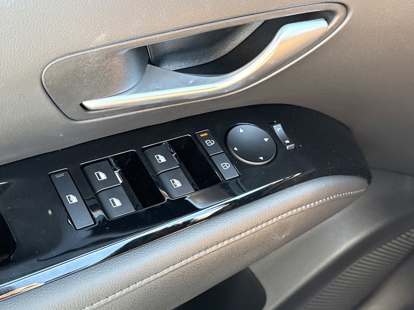 New 2026 Hyundai Santa Cruz Limited image 18