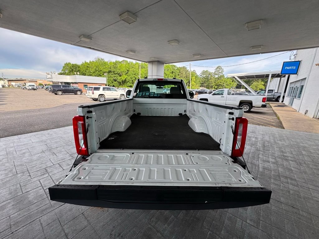 Used 2024 Ford F350 XL RWD image 9