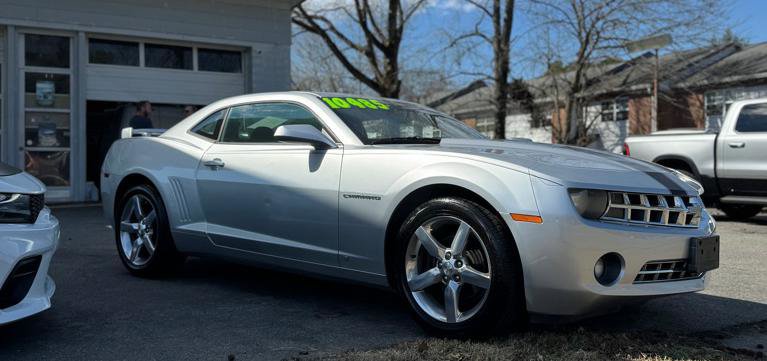 Used 2011 Chevrolet Camaro LT RWD image 9