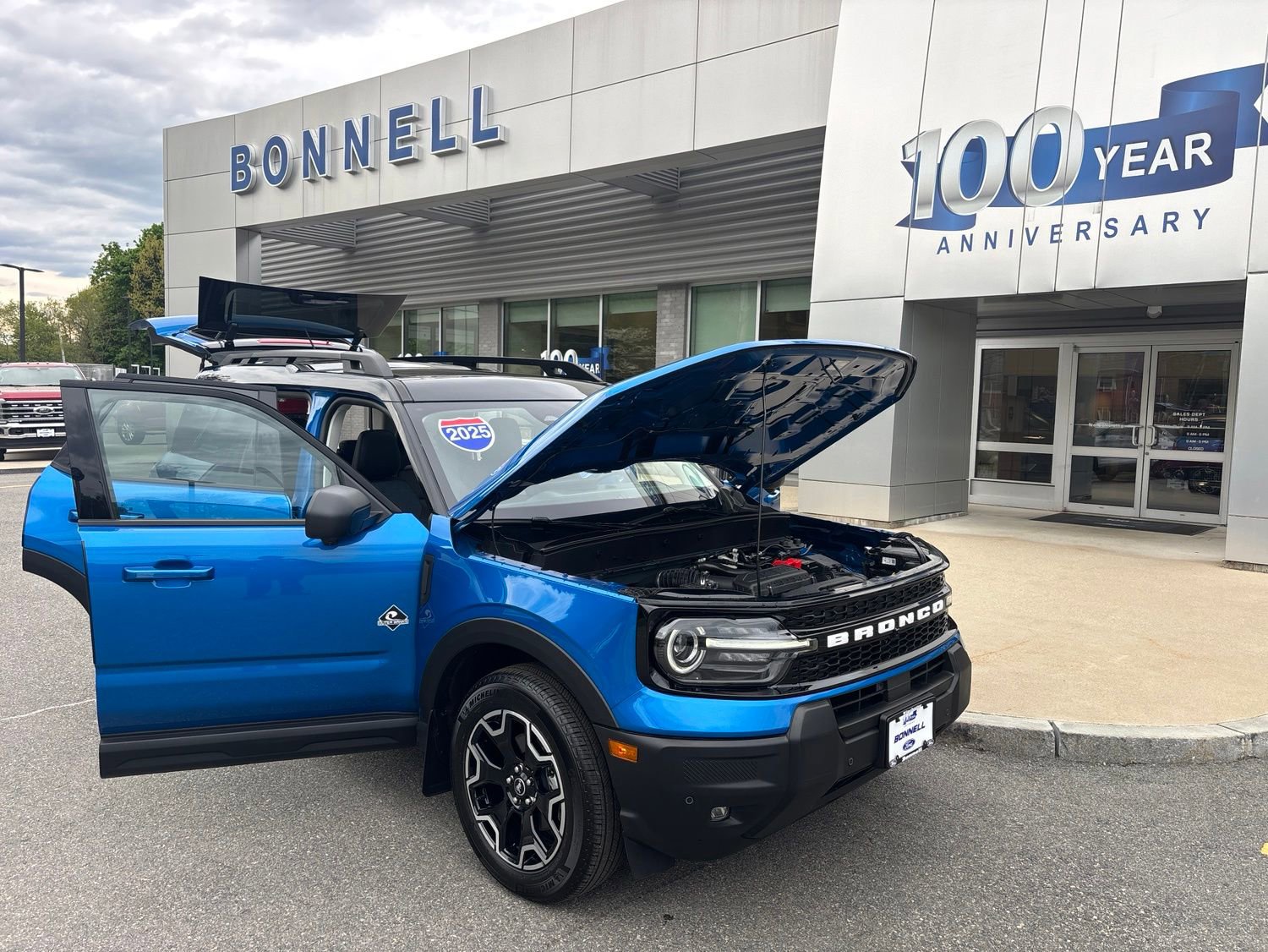 Used 2025 Ford Bronco Sport Outer Banks w/ Outer Banks Tech Package+ AWD/4WD image 58