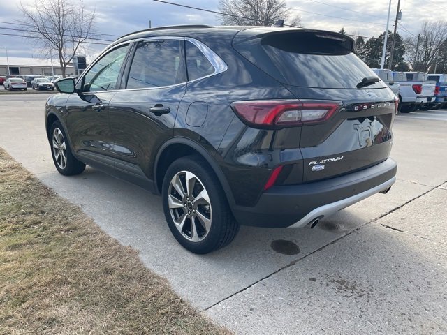Used 2024 Ford Escape Platinum image 2