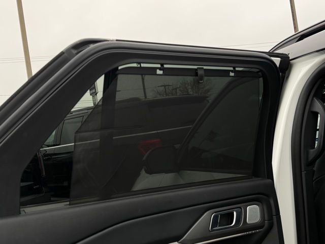 Used 2025 Ford Explorer ST AWD/4WD image 19