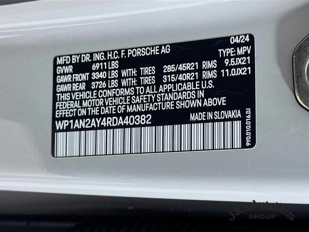 Used 2024 Porsche Cayenne S image 41