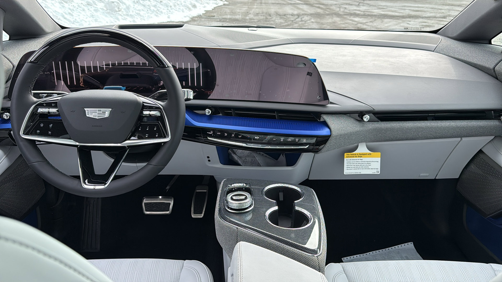 New 2026 Cadillac Optiq Luxury 2 image 8