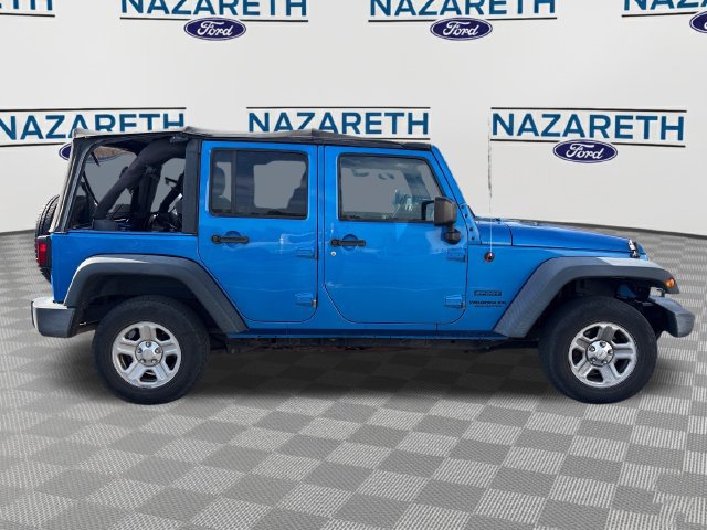 Used 2016 Jeep Wrangler Unlimited Sport w/ Connectivity Group AWD/4WD image 8