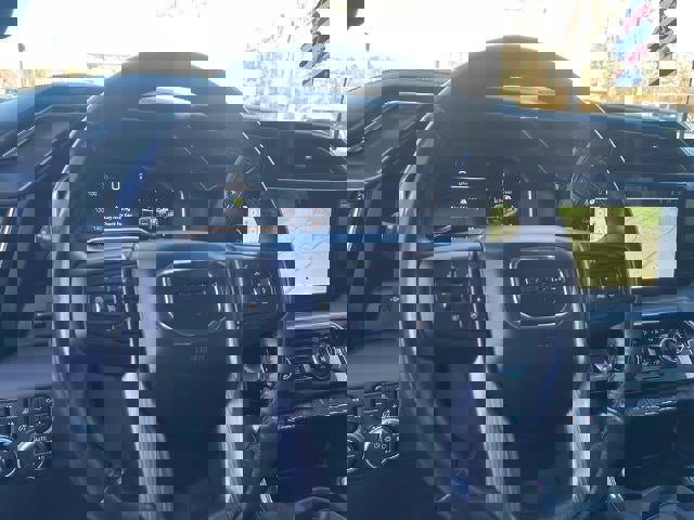 Used 2024 GMC Sierra 2500 Denali Ultimate image 11