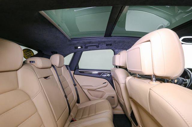 Used 2018 Porsche Macan Turbo image 23