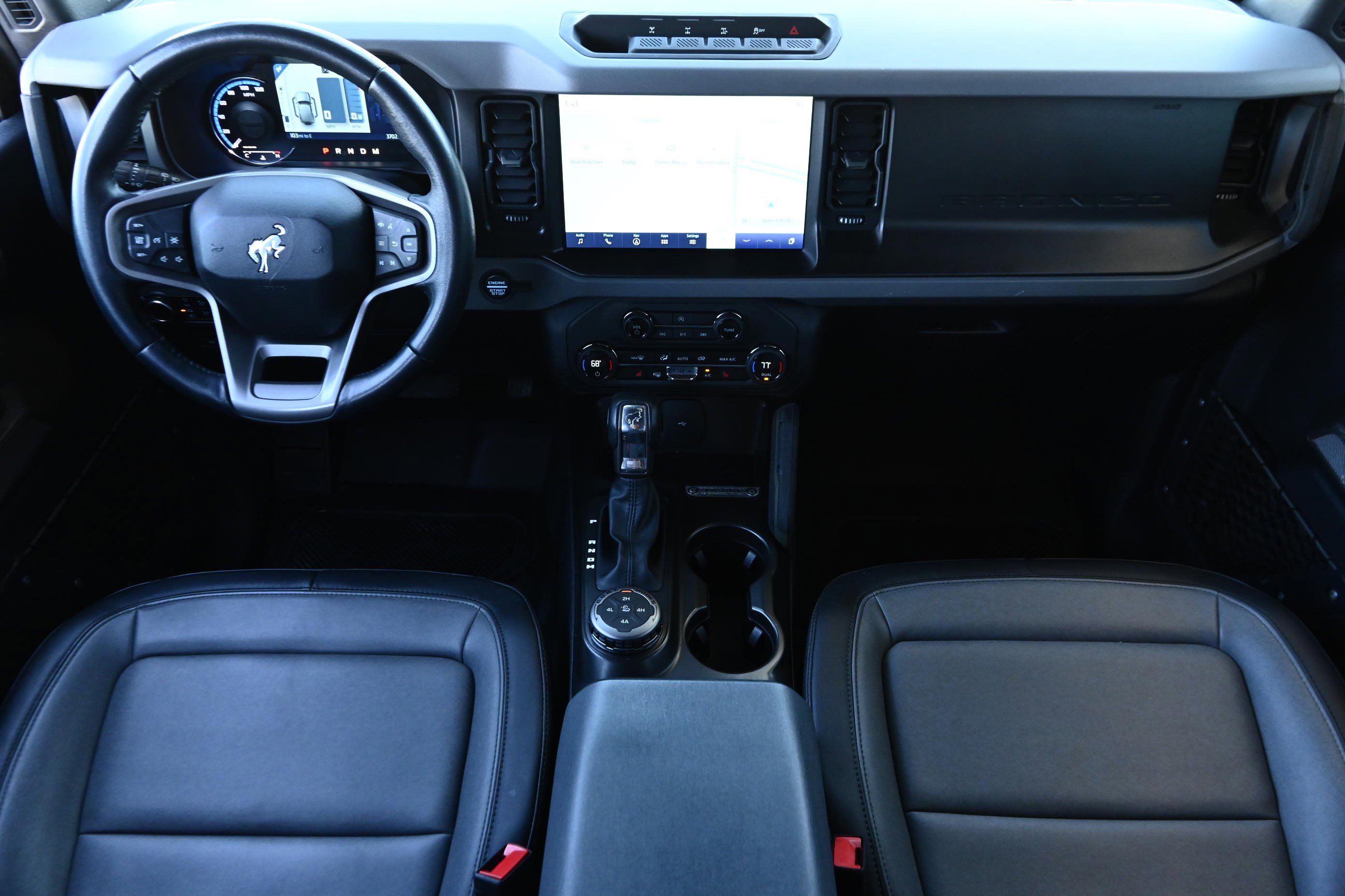 Used 2023 Ford Bronco Everglades image 14