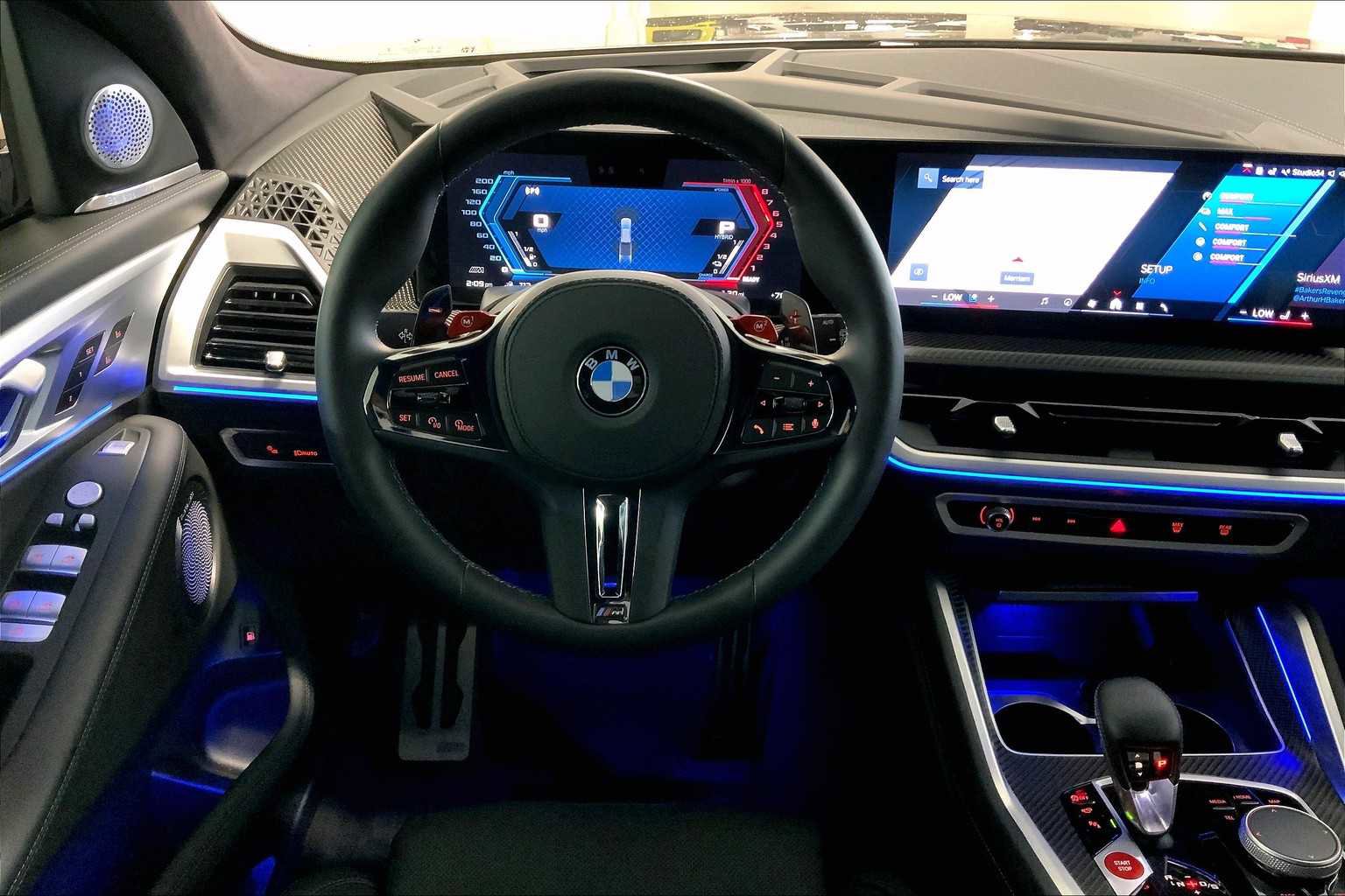 Used 2025 BMW XM image 6