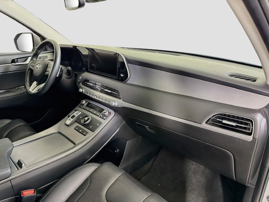 Used 2022 Hyundai Palisade SEL w/ 8P Bench Seat Package FWD image 34