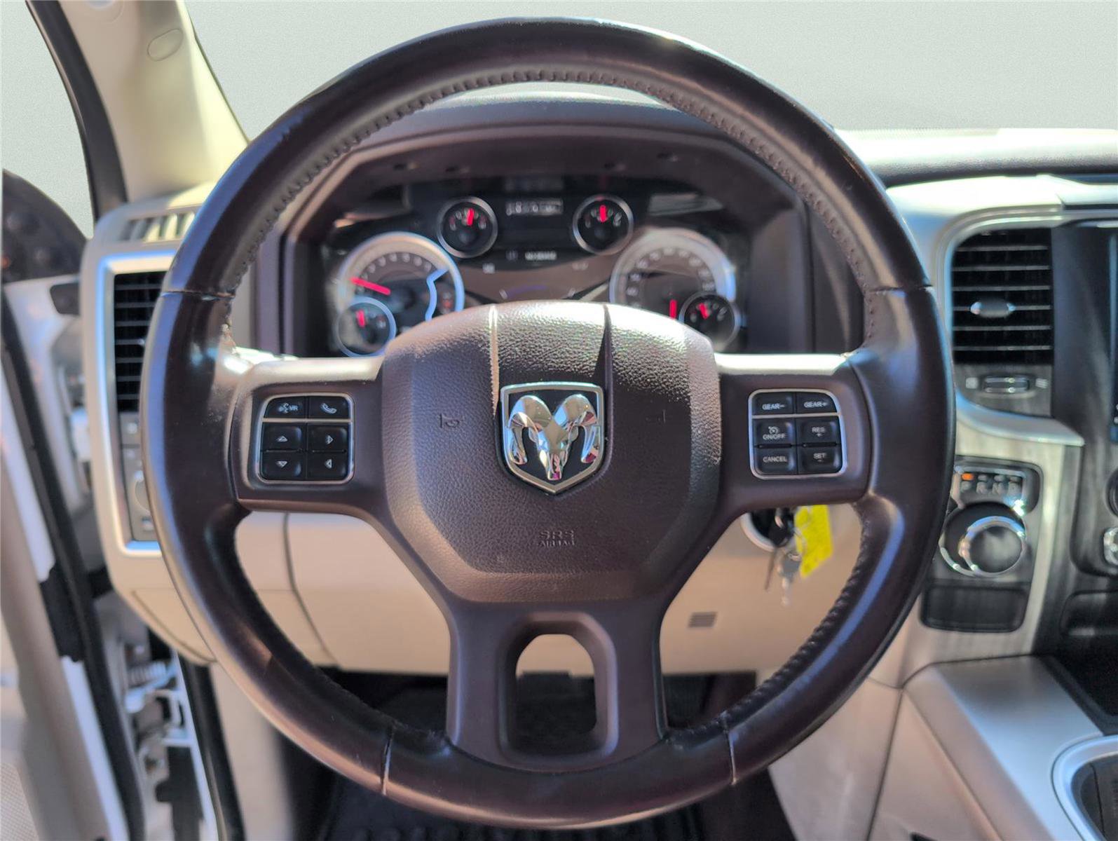 Used 2018 RAM 1500 SLT image 21