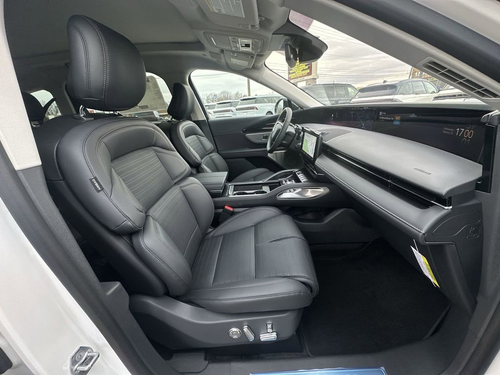 New 2026 Lincoln Nautilus Reserve image 25