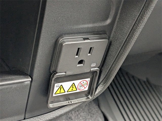 New 2024 RAM 3500 Tradesman w/ Chrome Appearance Group image 21