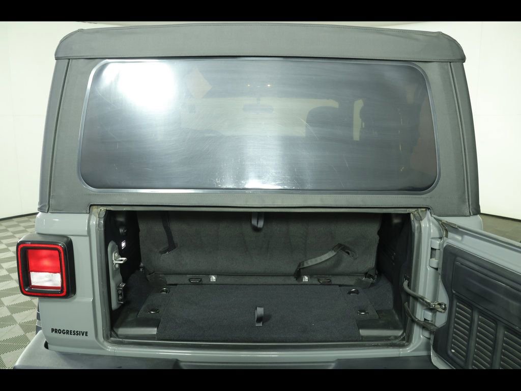 Used 2022 Jeep Wrangler Sport S image 13