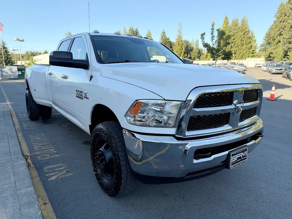 Used 2018 RAM 3500 SLT AWD/4WD image 5
