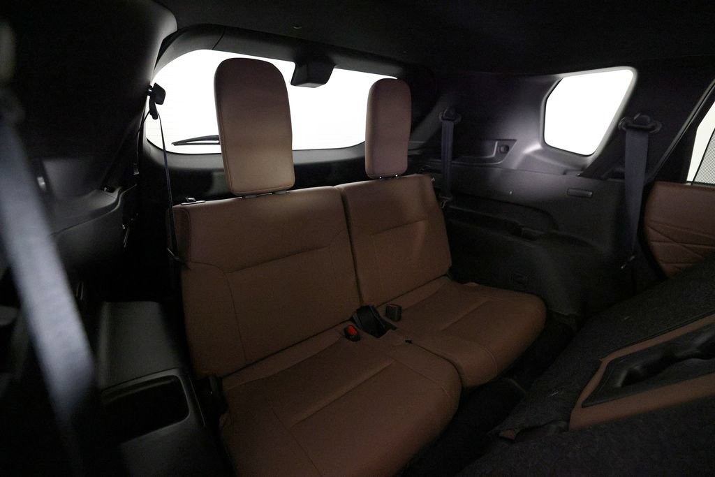 Used 2025 Mitsubishi Outlander SEL FWD image 12