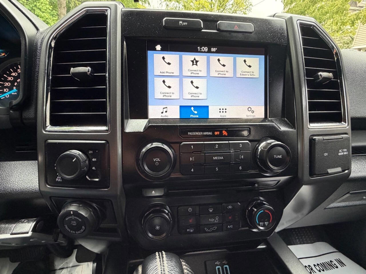 Used 2016 Ford F150 XLT w/ Equipment Group 302A Luxury AWD/4WD image 18