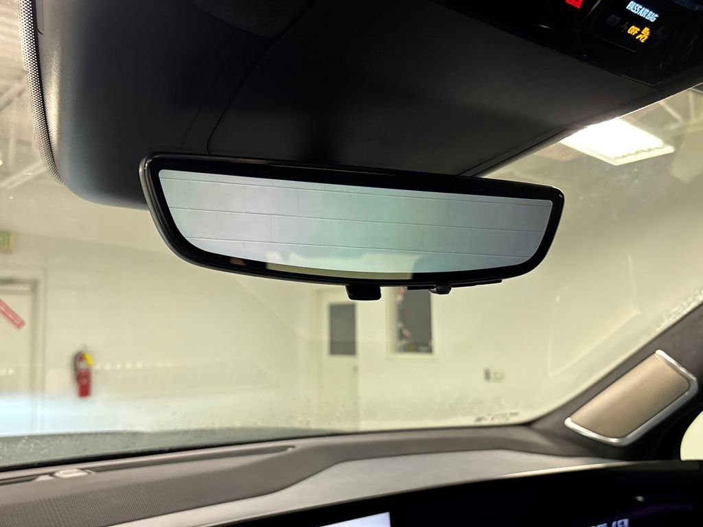 New 2025 Cadillac Escalade IQ Luxury 2 image 44