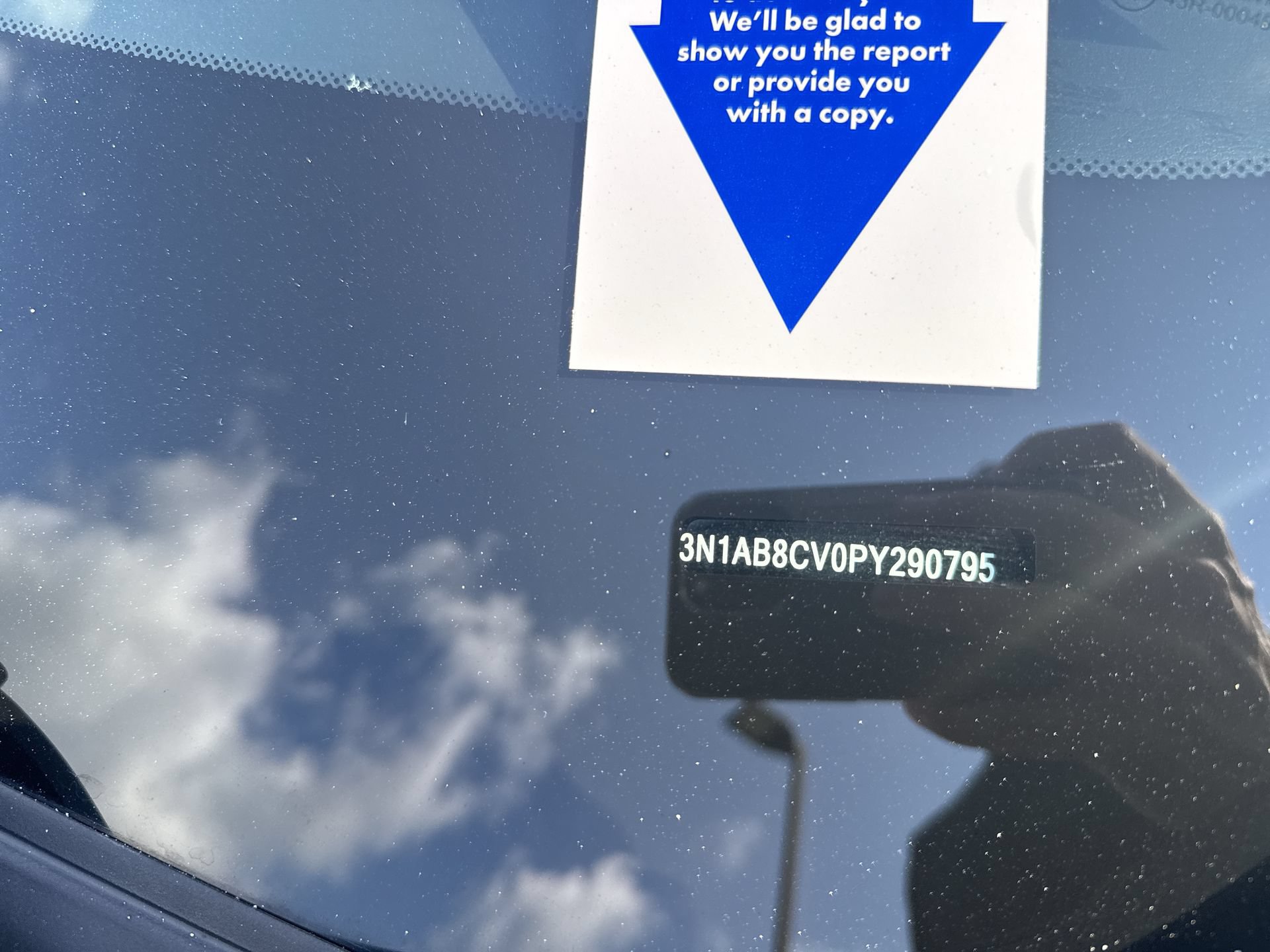 Used 2023 Nissan Sentra SV FWD image 33