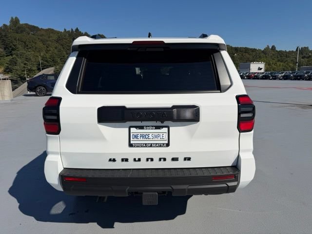 Certified 2025 Toyota 4Runner SR5 AWD/4WD image 7