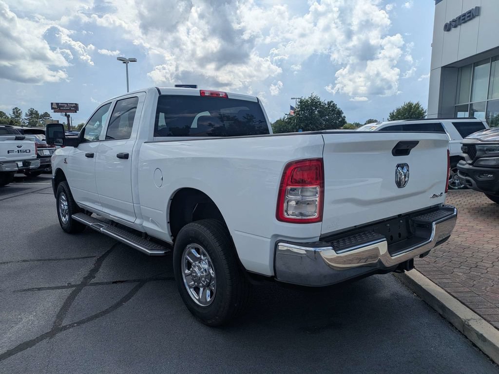 Used 2023 RAM 3500 Tradesman w/ Chrome Appearance Group AWD/4WD image 7
