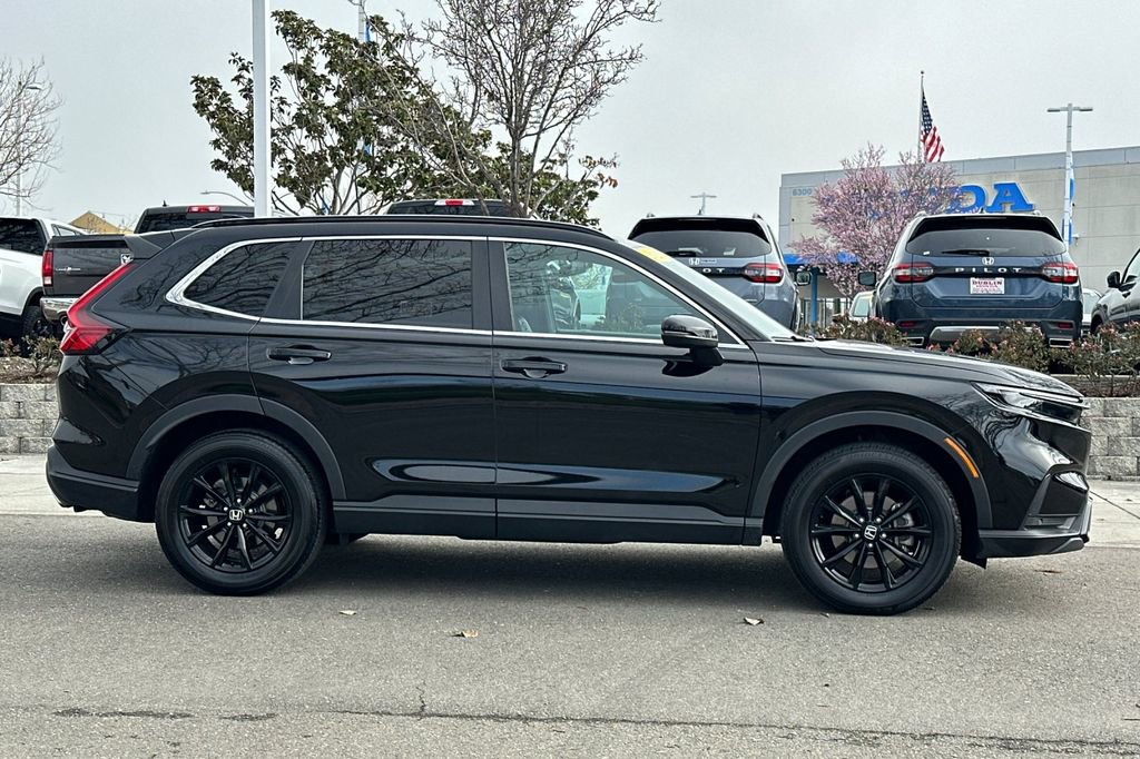 Certified 2025 Honda CR-V Sport-L image 3