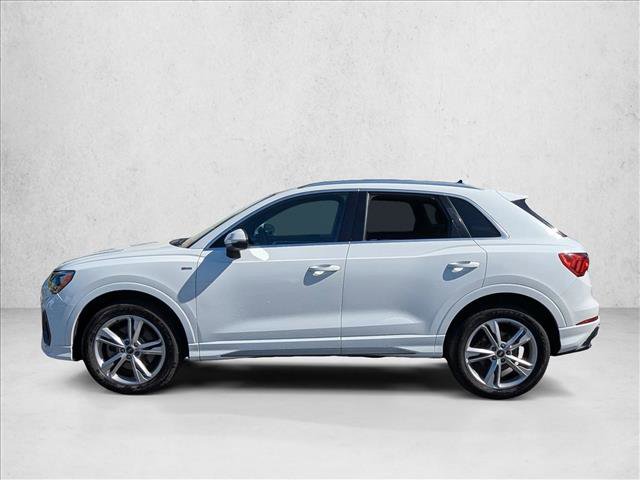 Used 2022 Audi Q3 2.0T Premium w/ Convenience Package image 9