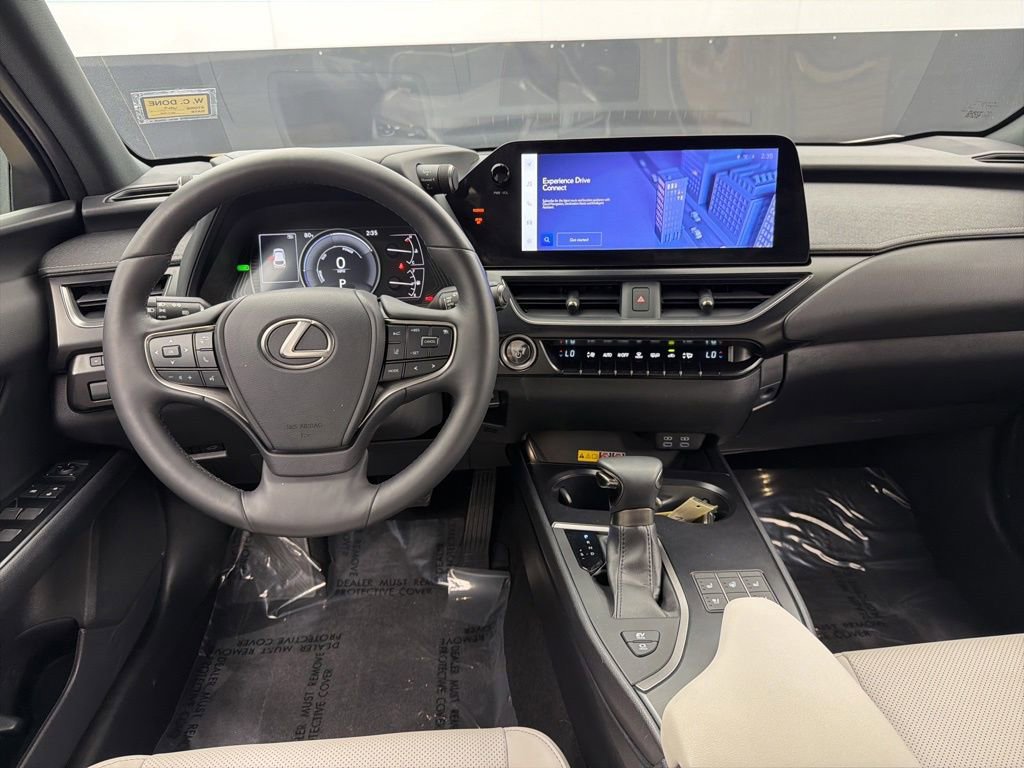 Used 2023 Lexus UX 250h AWD w/ Accessory Package (Z2) image 8