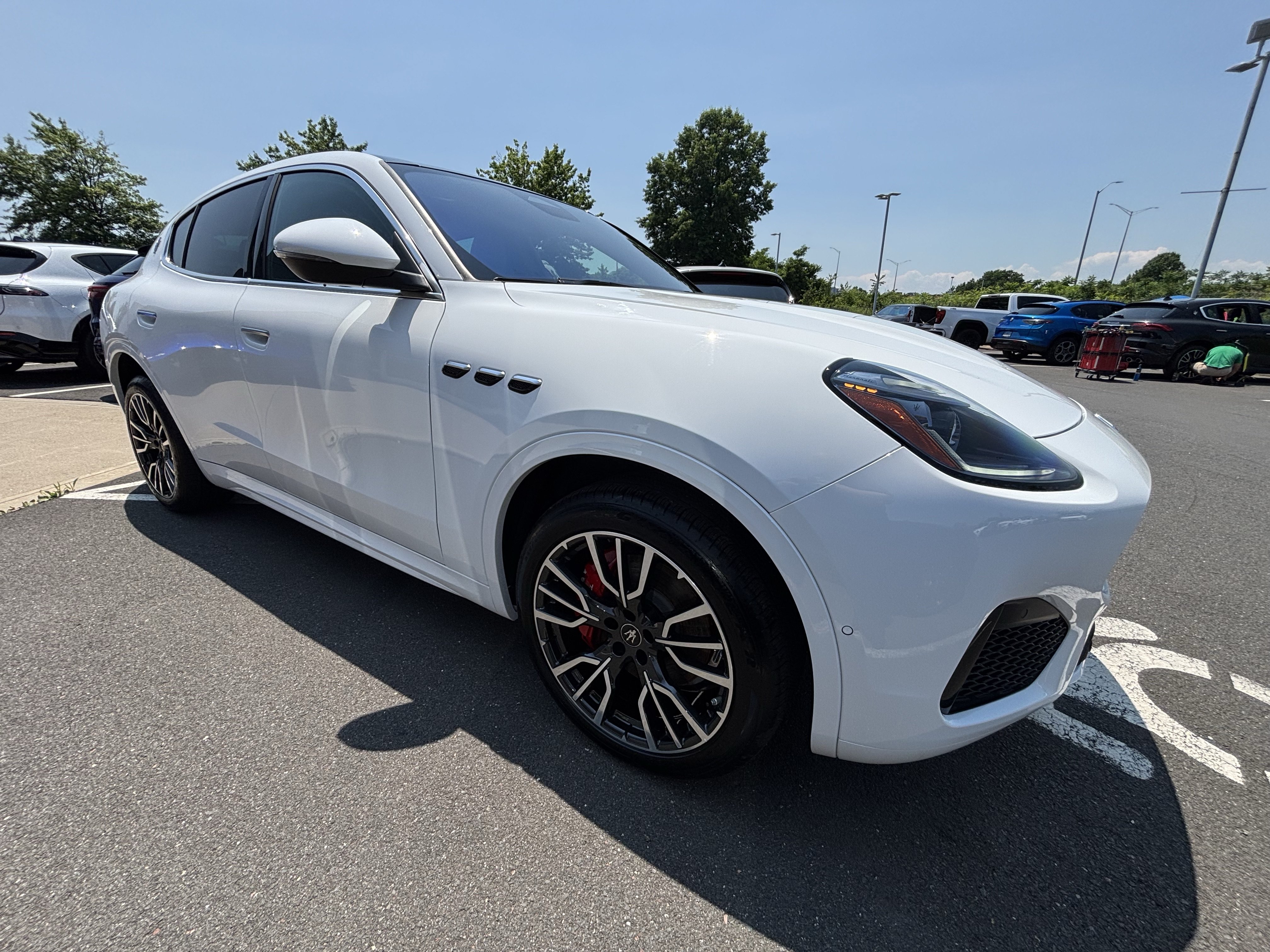 Used 2025 Maserati Grecale Folgore AWD/4WD image 10