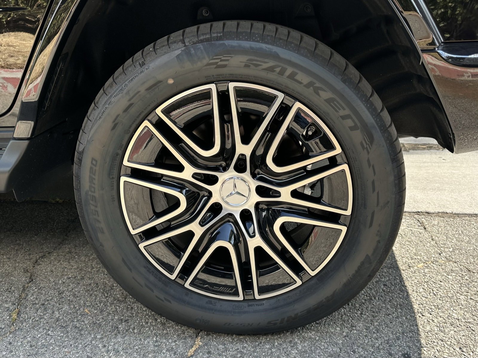 New 2025 Mercedes-Benz G 580 w/ EQ Technology image 11